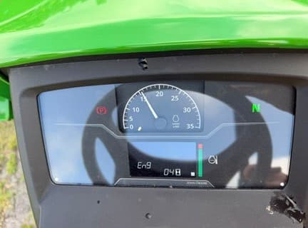 Image of John Deere 1025R equipment image 4