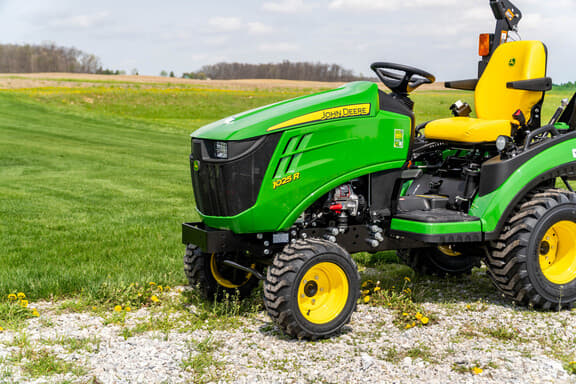 Image of John Deere 1025R equipment image 3
