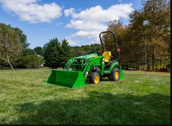 2026 John Deere 1025R Equipment Image0