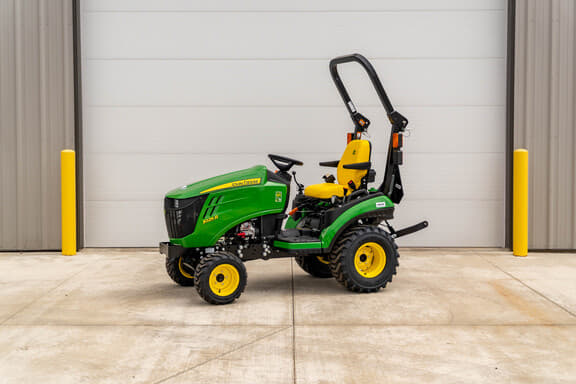 Image of John Deere 1025R equipment image 1