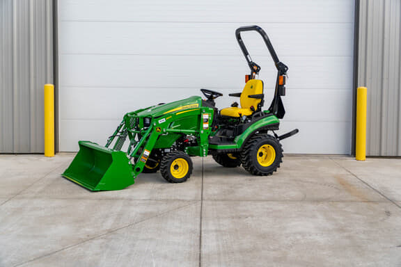 Image of John Deere 1025R equipment image 1