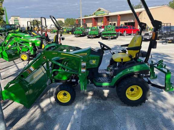 Image of John Deere 1025R Image 1