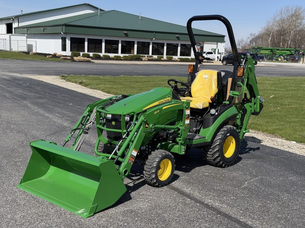 2026 John Deere 1025R Equipment Image0
