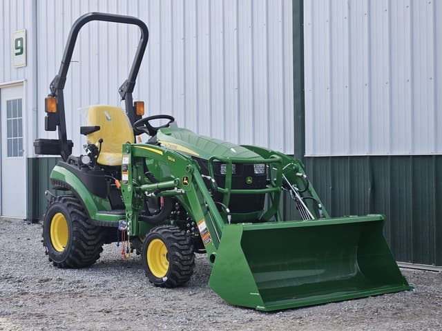 Image of John Deere 1025R equipment image 1