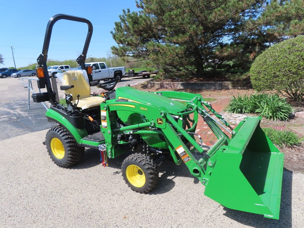Main image John Deere 1025R