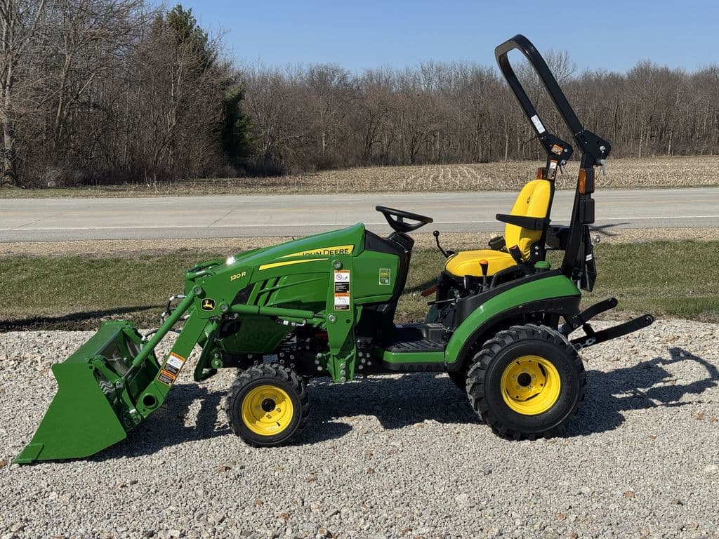Image of John Deere 1025R Primary image