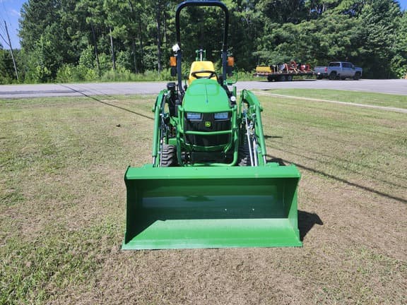 Image of John Deere 1025R equipment image 1