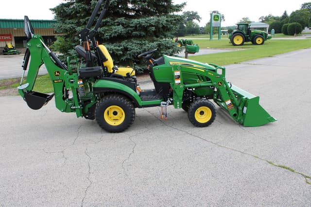 Image of John Deere 1025R equipment image 2