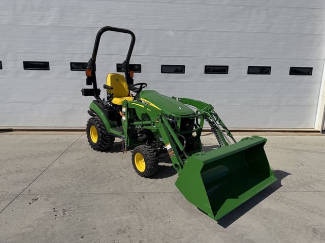 Image of John Deere 1025R equipment image 2