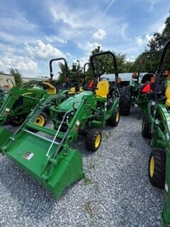 2026 John Deere 1025R Equipment Image0