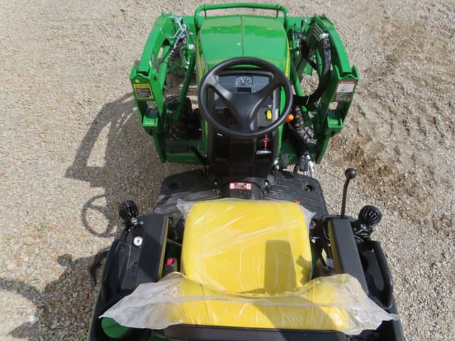 Image of John Deere 1025R equipment image 4