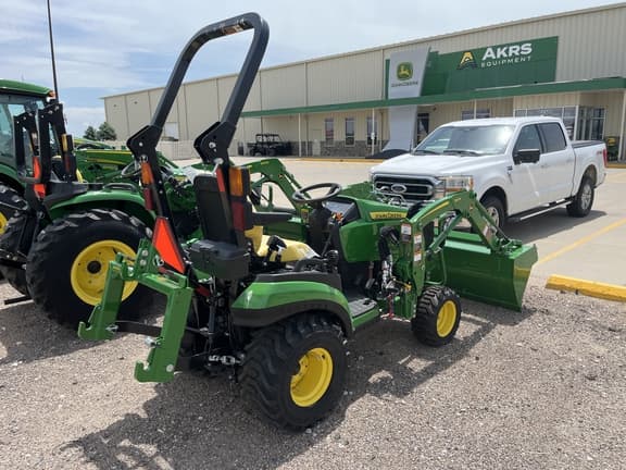 Image of John Deere 1025R equipment image 2