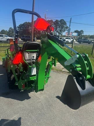 Image of John Deere 1025R equipment image 3