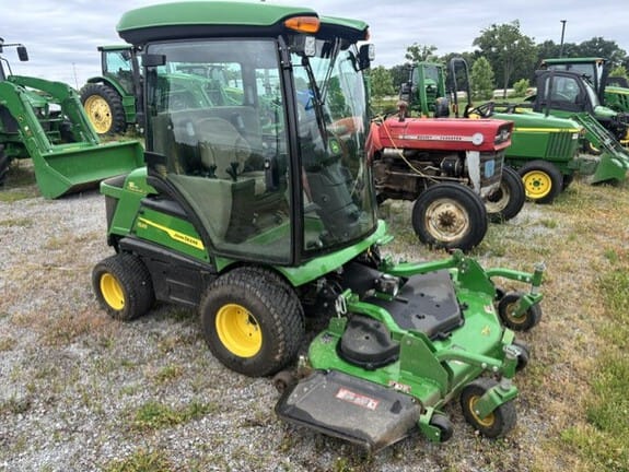2026 John Deere 1585 Equipment Image0