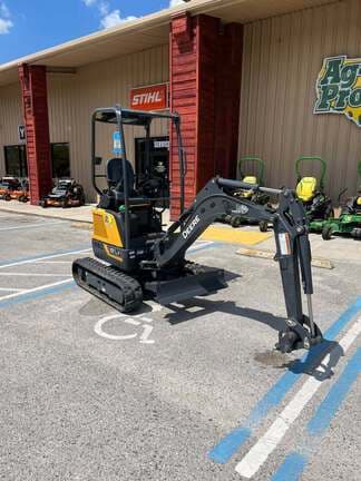 Image of John Deere 17P equipment image 1