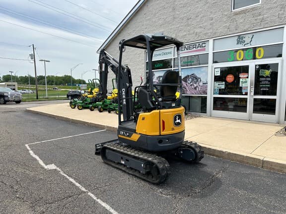 Image of John Deere 17P equipment image 2
