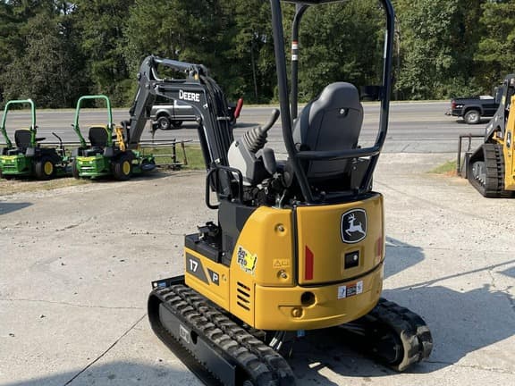 Image of John Deere 17P equipment image 4