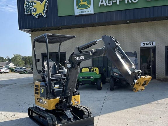 2026 John Deere 17P Equipment Image0