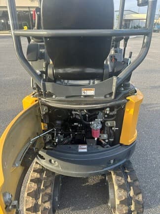 Image of John Deere 17P equipment image 3