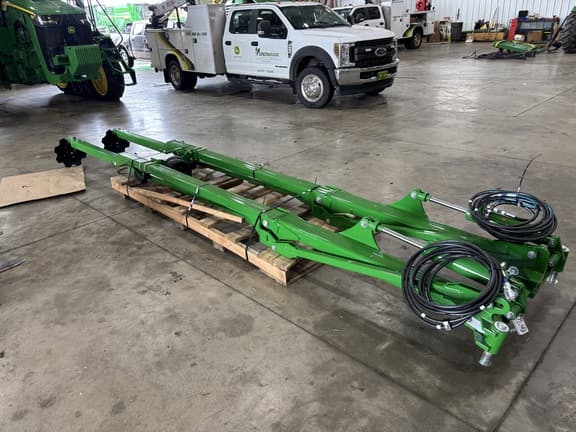 Image of John Deere 1775 equipment image 3