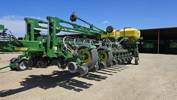 2026 John Deere 1775 Equipment Image0