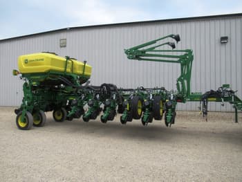 2026 John Deere 1775 Equipment Image0