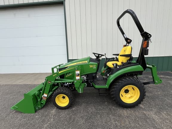 Image of John Deere 2025R equipment image 2