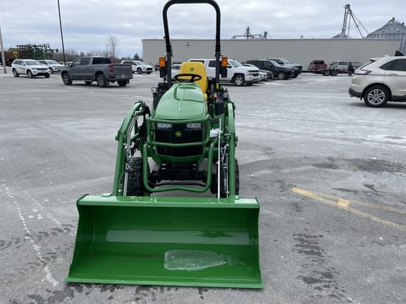 Image of John Deere 2025R equipment image 1