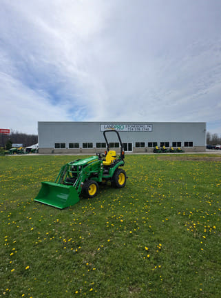 2026 John Deere 2025R Equipment Image0