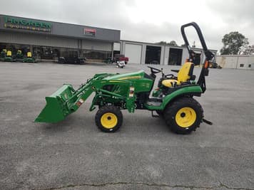 Main image John Deere 2025R