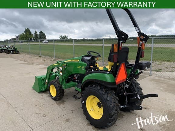 Image of John Deere 2025R equipment image 1