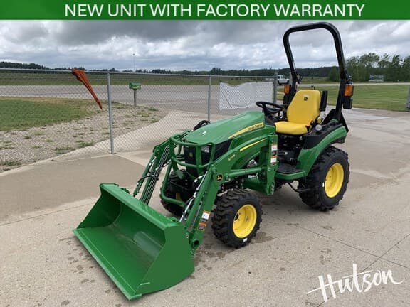 Image of John Deere 2025R equipment image 3