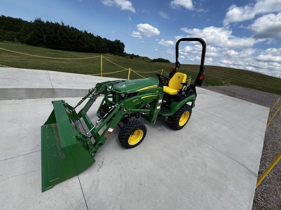2026 John Deere 2025R Equipment Image0