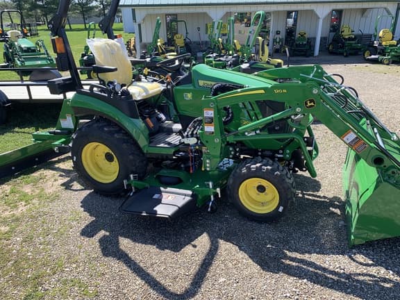 Image of John Deere 2025R equipment image 1