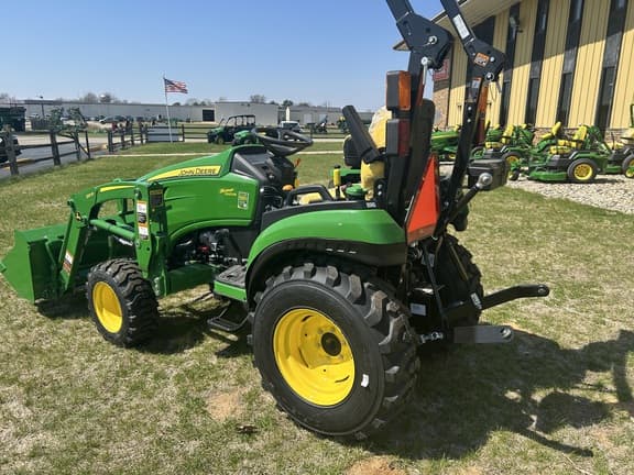 Image of John Deere 2025R equipment image 2