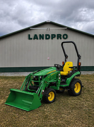 2026 John Deere 2025R Equipment Image0