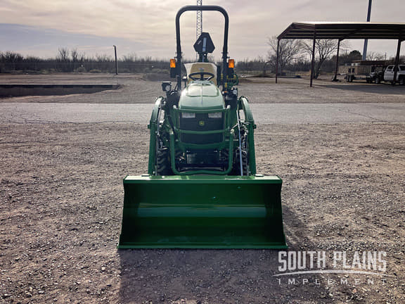 Image of John Deere 2025R equipment image 2