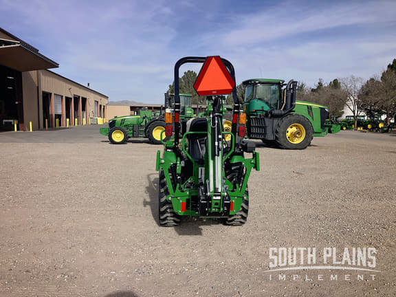 Image of John Deere 2025R equipment image 3
