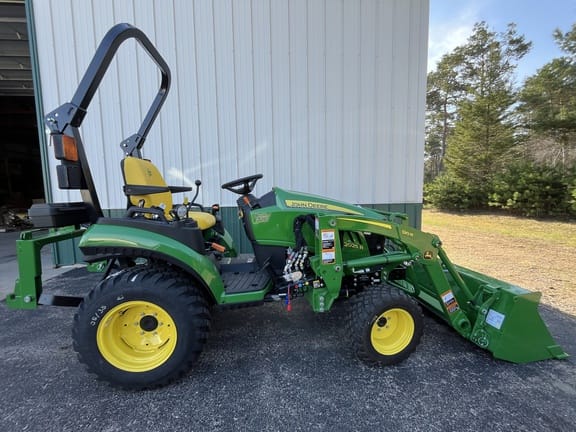 2026 John Deere 2025R Equipment Image0