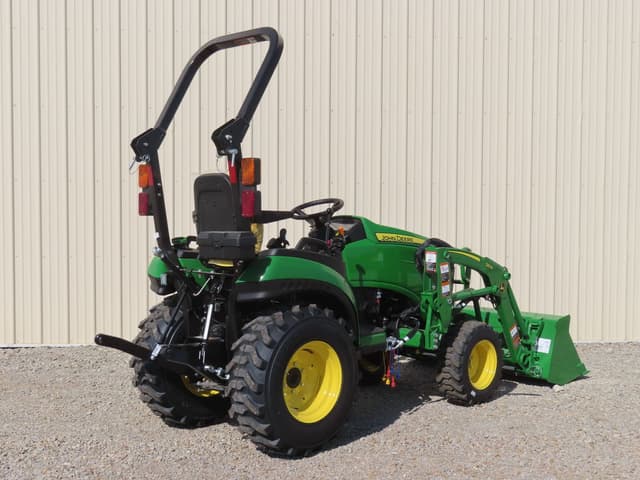 Image of John Deere 2025R equipment image 2