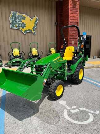 Image of John Deere 2025R equipment image 1
