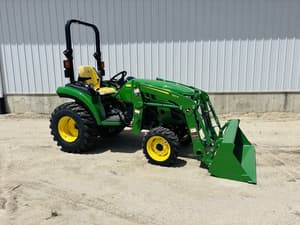 2026 John Deere 2032R Image