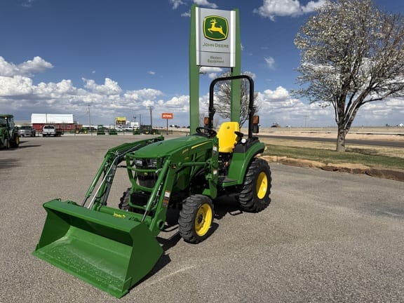 2026 John Deere 2032R Equipment Image0