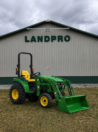 Image of John Deere 2032R Primary Image