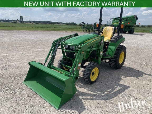 Image of John Deere 2032R equipment image 1