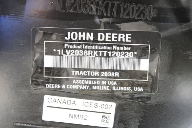 Image of John Deere 2038R equipment image 4