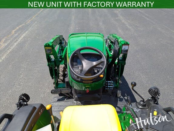 Image of John Deere 2038R equipment image 3
