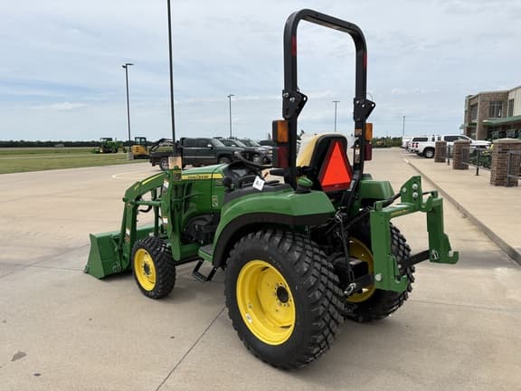 Image of John Deere 2038R equipment image 2