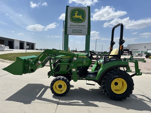 Image of John Deere 2038R equipment image 1