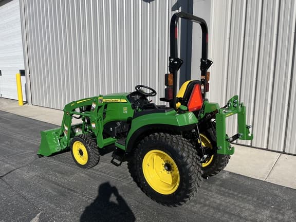 Image of John Deere 2038R equipment image 2